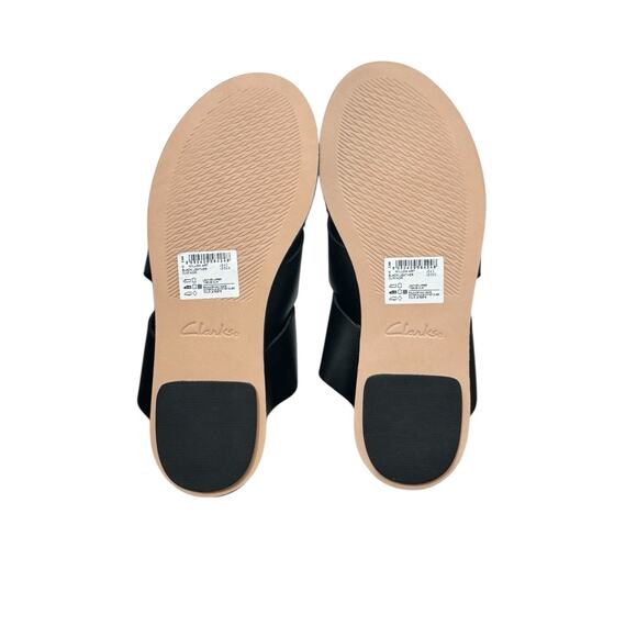 NIB! Clarks Women's Willow Art Leather Flat Black Sandals - Size 6.5 - Picture 8 of 10